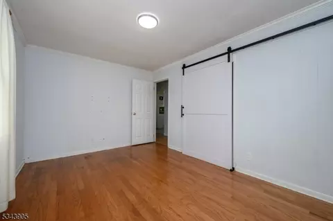 517 E Main St, Bridgewater, NJ 08807 photo 17