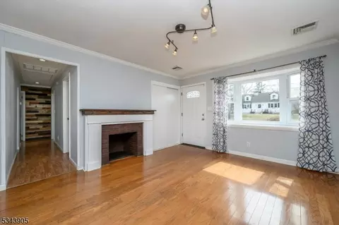 517 E Main St, Bridgewater, NJ 08807 photo 5