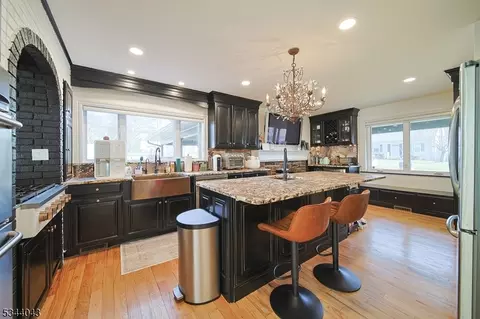 487 Chestnut St, Nutley, NJ 07110 photo 16