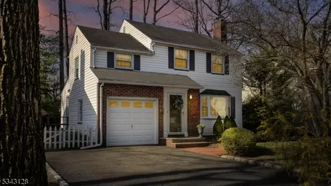 423 Orchard St, Cranford, NJ 07016