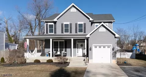 37 Swarthmore Ave, Stratford, NJ 08084