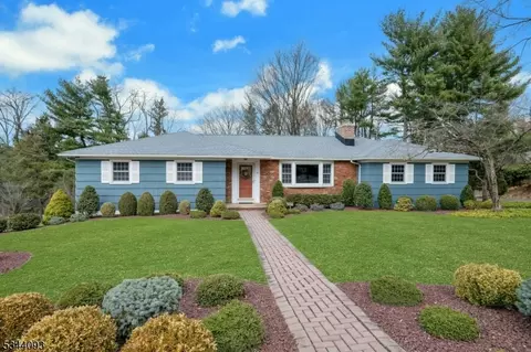 83 Ridge Rd, Randolph, NJ 07869