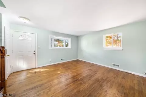 39 Terrill Rd, Plainfield, NJ 07062 photo 3