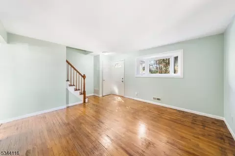 39 Terrill Rd, Plainfield, NJ 07062 photo 2