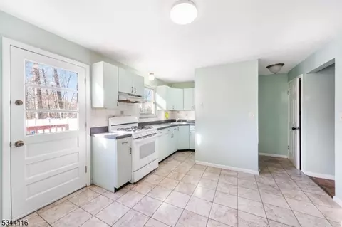 39 Terrill Rd, Plainfield, NJ 07062 photo 6