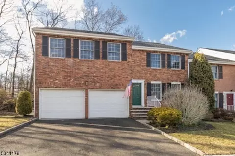 11 Eastgate Sq, Westfield, NJ 07090
