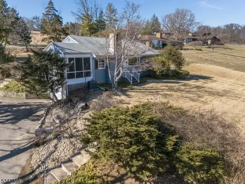 3 Broad View Pl, Flemington, NJ 08822