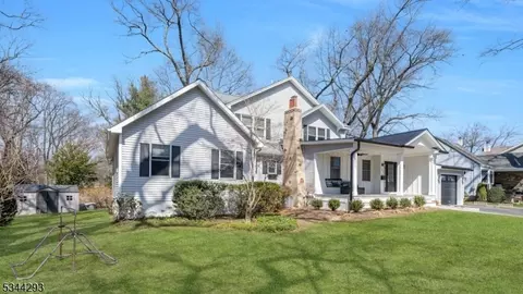 180 Birch St, Midland Park, NJ 07432
