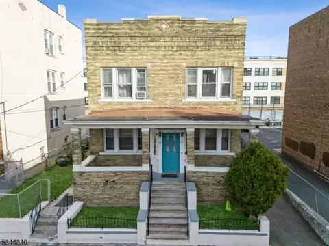 49 Martin St, Paterson, NJ 07501