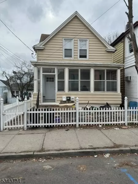 20 Holden St, Clifton, NJ 07011
