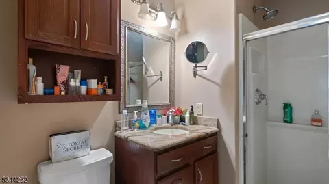 127 Rachel Ct #127, Franklin Park, NJ 08823
