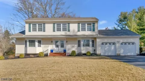 14 Galway Ln, Bridgewater, NJ 08807