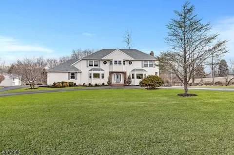 518 Horizon Way, Branchburg, NJ 08853