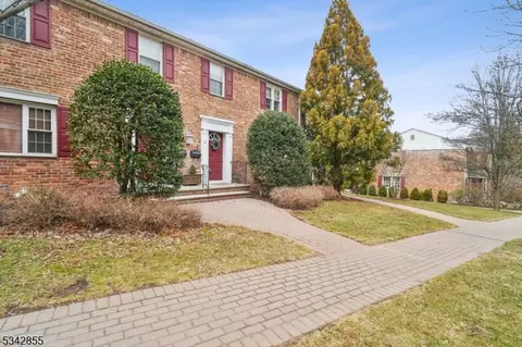67-75 New England Ave #75 C, Summit, NJ 07901