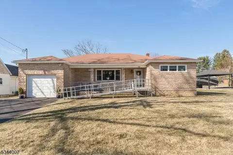 519 Lynda Rd, Phillipsburg, NJ 08865