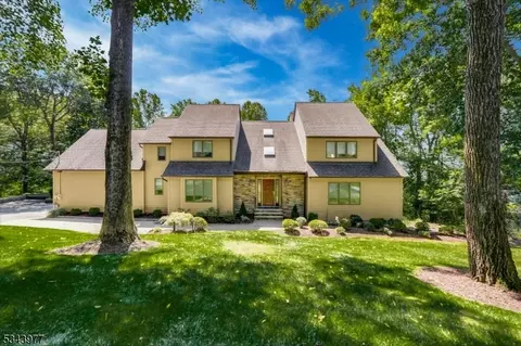 1175 Long Hill Rd, Long Hill, NJ 07980
