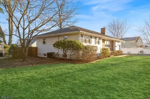 93 Conover Pl, Middlesex, NJ 08846 photo 40