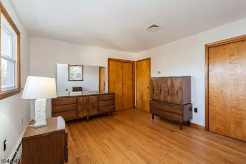 93 Conover Pl, Middlesex, NJ 08846 photo 32