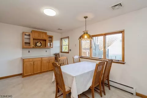 93 Conover Pl, Middlesex, NJ 08846 photo 23