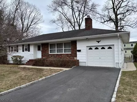 93 Conover Pl, Middlesex, NJ 08846 photo 2