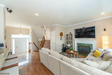 87 Arrowgate Dr, Randolph, NJ 07869 photo 16