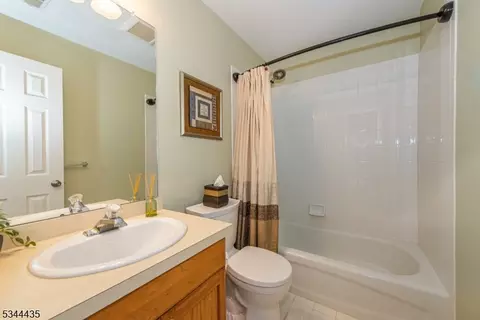 87 Arrowgate Dr, Randolph, NJ 07869 photo 30