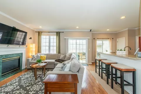 87 Arrowgate Dr, Randolph, NJ 07869 photo 10