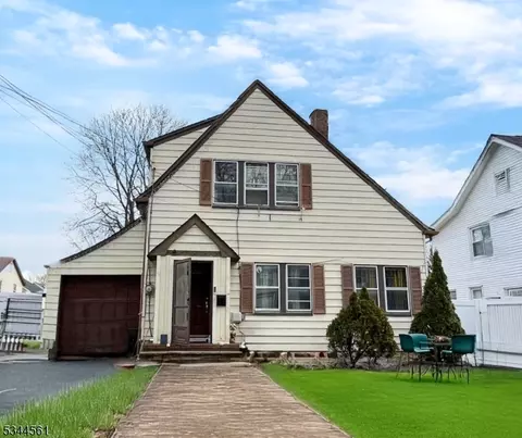 66 Rollinson St, West Orange, NJ 07052
