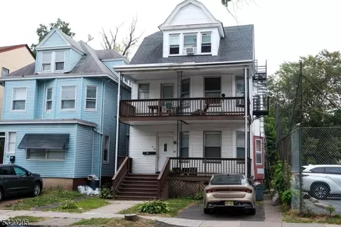22 Nassau Pl, East Orange, NJ 07018
