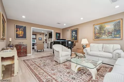 39 Cunningham Dr, West Orange, NJ 07052
