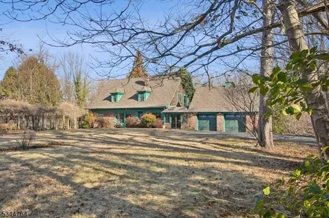 69 Glenwild Rd, Madison, NJ 07940