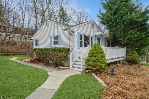 14 George St, Rockaway, NJ 07866