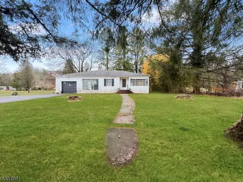 1423 State Route 57, Port Murray, NJ 07865
