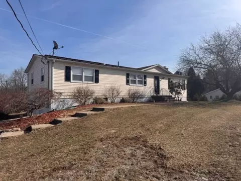 34 Statesville Quarry Rd, Lafayette, NJ 07848