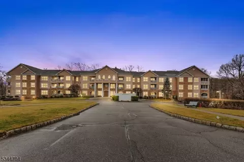 1101 Bush Cir #1101, Rockaway, NJ 07866