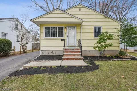 73 E Walnut St, Metuchen, NJ 08840
