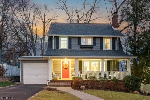 17 Evergreen Pl, Maplewood, NJ 07040
