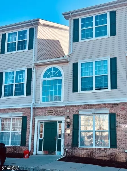303 Rainbow Way, Phillipsburg, NJ 08865