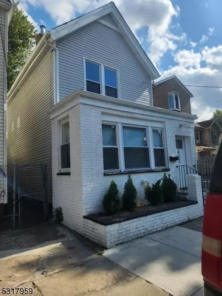 432 South18th St, Newark, NJ 07103