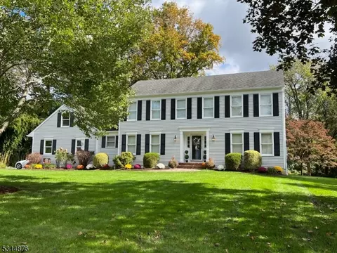 26 Blackwell Ave, Morristown, NJ 07960