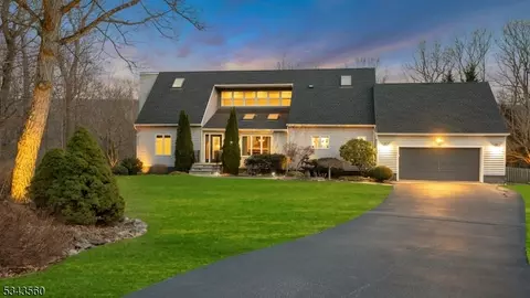 71 Paderewski Rd, Oak Ridge, NJ 07438