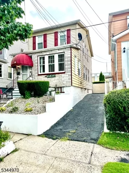 79 Norwood Ave, Irvington, NJ 07111