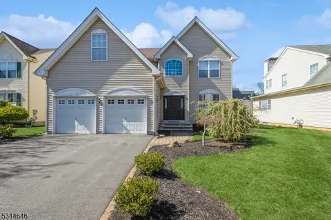 11 Schaal St, Bridgewater, NJ 08807