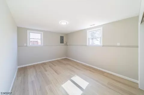 162 Barbara Pl, Middlesex, NJ 08846 photo 21