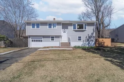162 Barbara Pl, Middlesex, NJ 08846