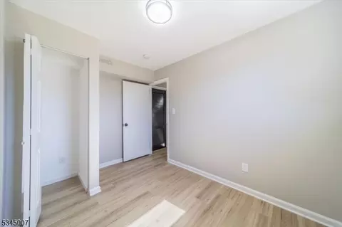 162 Barbara Pl, Middlesex, NJ 08846 photo 27