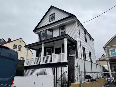 21 Dover St, Paterson, NJ 07501