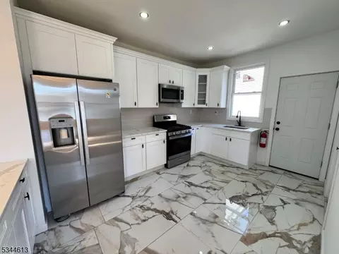 21 Dover St, Paterson, NJ 07501 photo 8