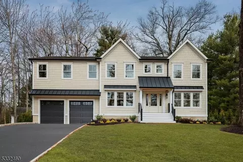 74 Russell Rd, Fanwood, NJ 07023