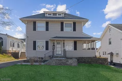 248 Raymond St, Hasbrouck Heights, NJ 07604